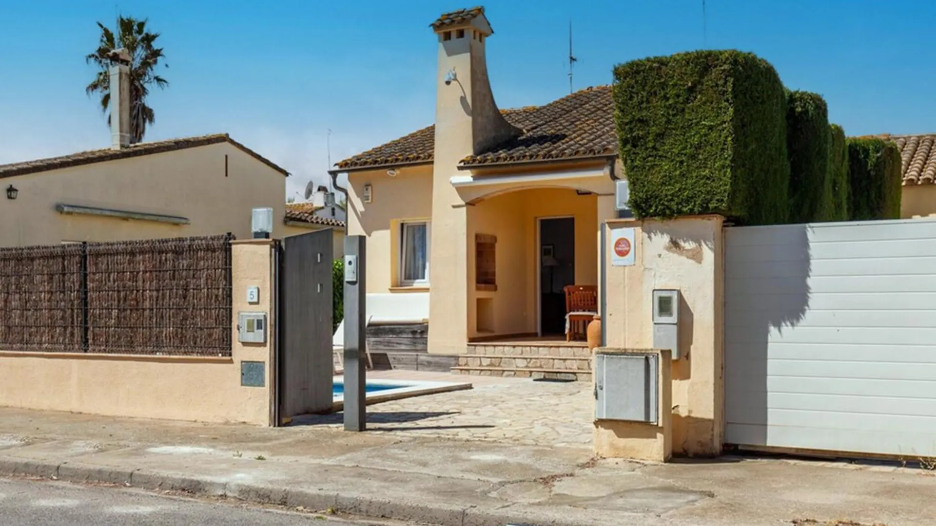 Maravillosa Villa Cerca De La Playa De Sant Pere Pescador